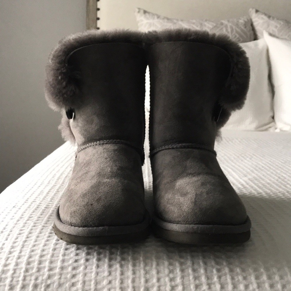 Bailey Button Uggs - image 3